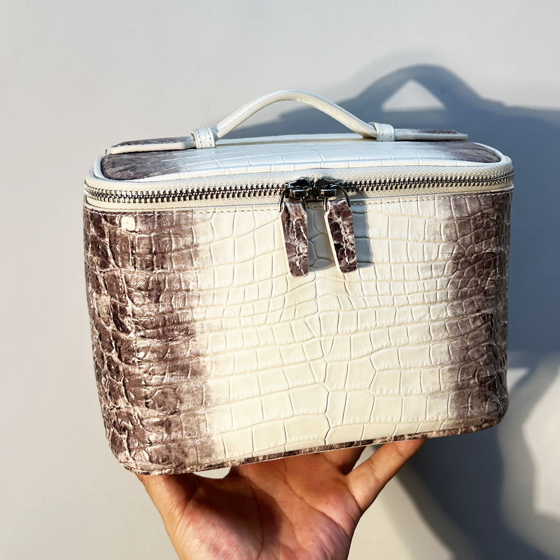 Custom Initials Leather With m - Luxury Skincare Packaging Wholesale ulasan dan harga